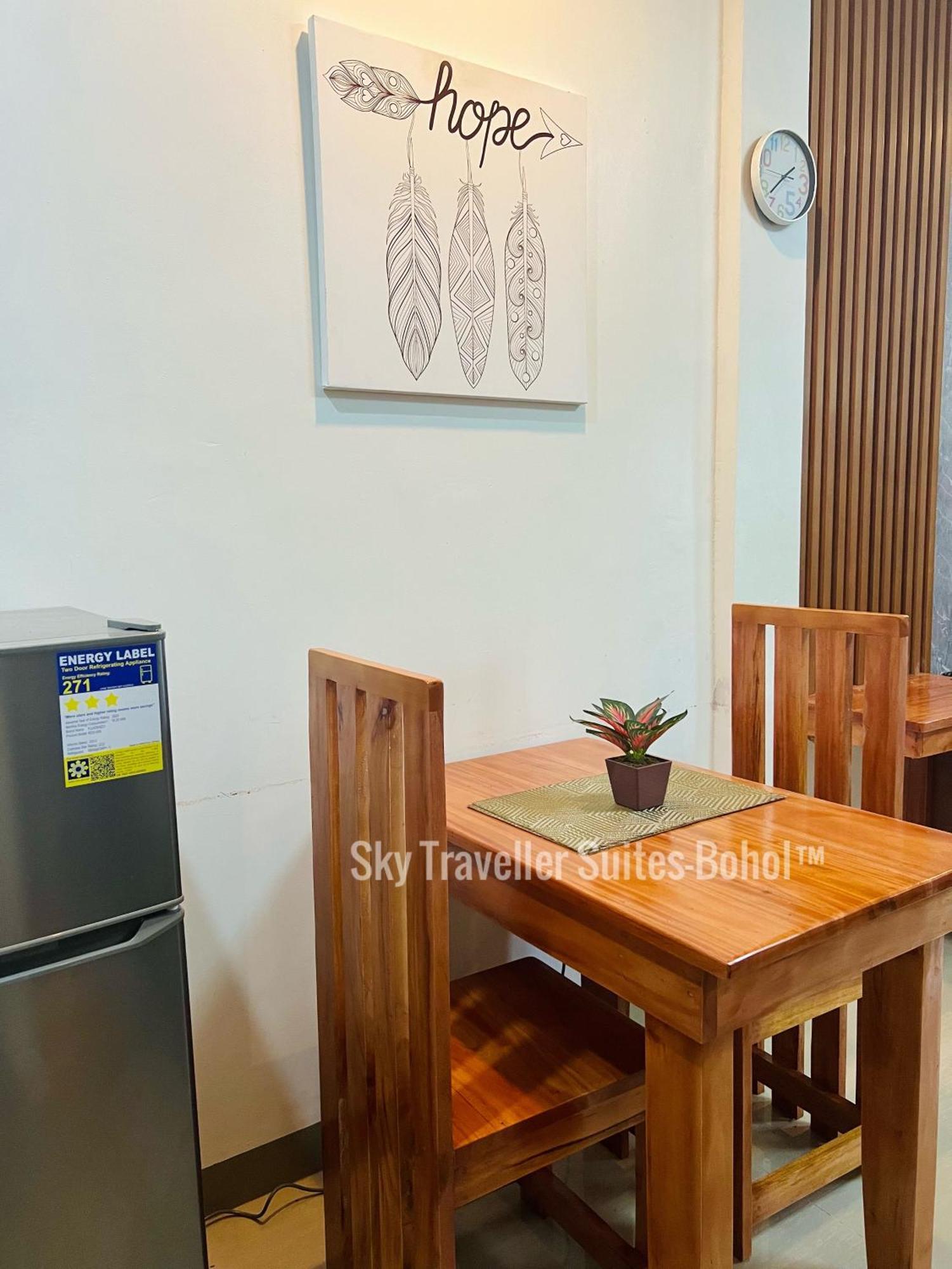 Sky Traveller Suites Panglao Zewnętrze zdjęcie