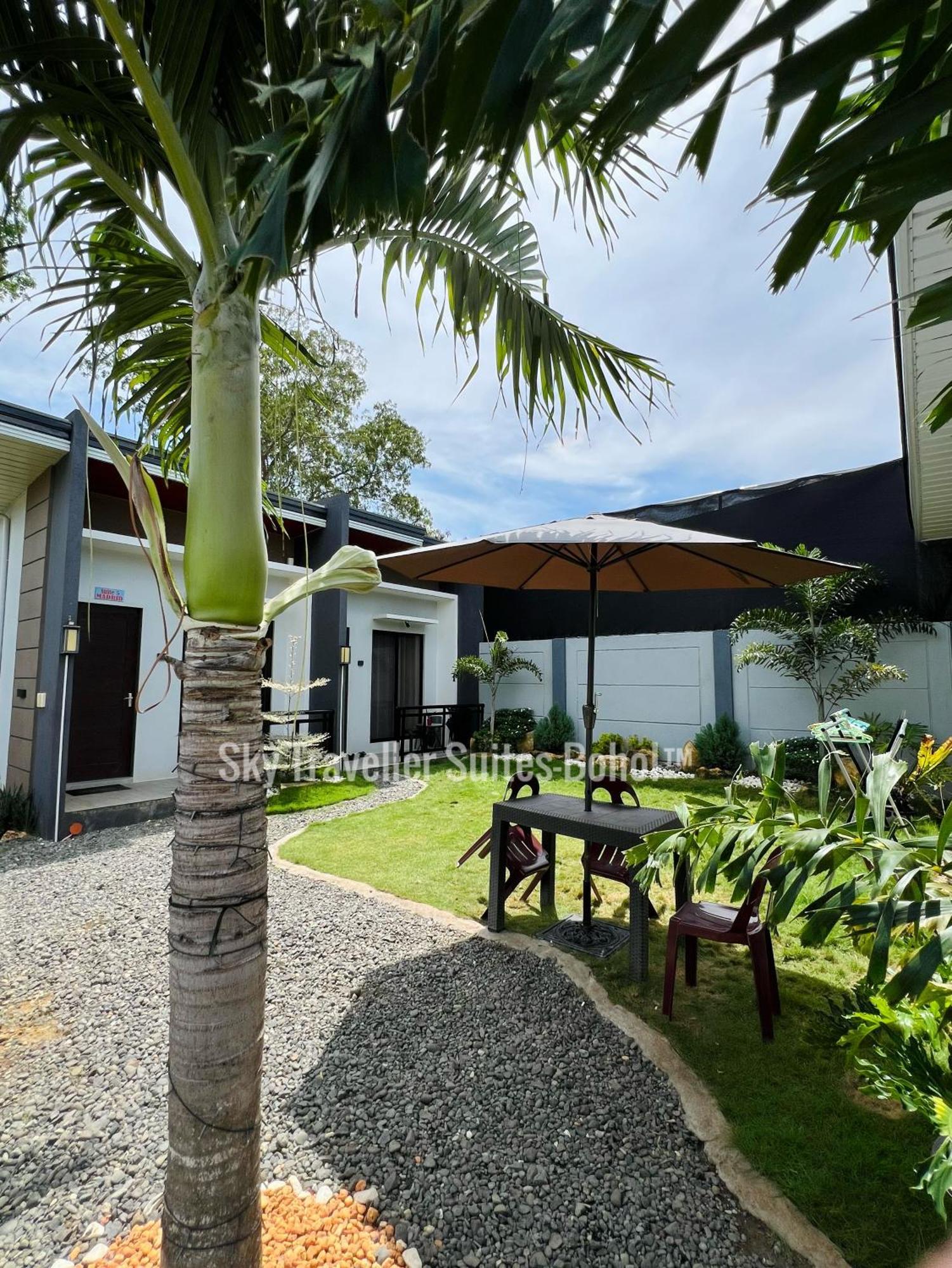 Sky Traveller Suites Panglao Zewnętrze zdjęcie